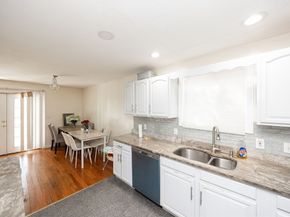 35 Houghton St, Worcester MA 01604