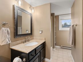 7 Gentry Ln 7, Uxbridge MA 01569