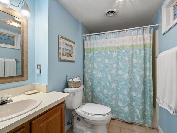 7 Gentry Ln 7, Uxbridge MA 01569