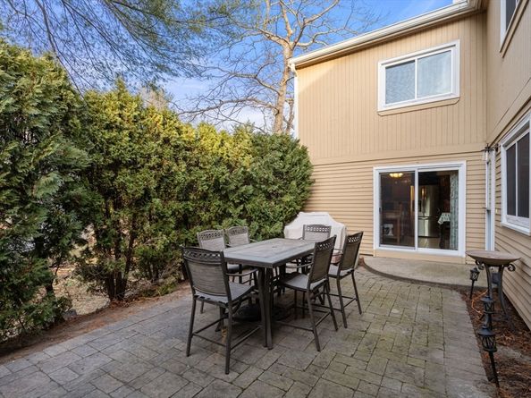 7 Gentry Ln 7, Uxbridge MA 01569