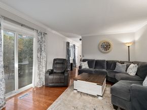 7 Gentry Ln 7, Uxbridge MA 01569