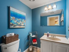 7 Gentry Ln 7, Uxbridge MA 01569