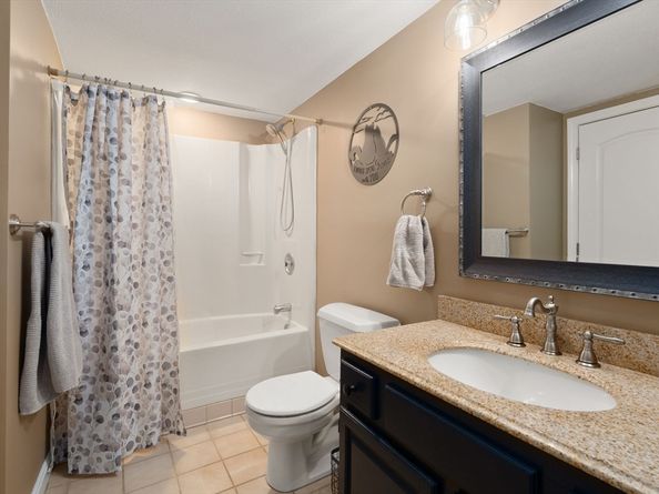 7 Gentry Ln 7, Uxbridge MA 01569