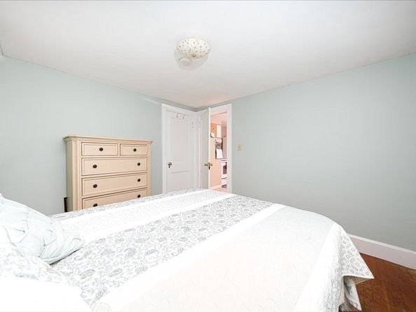 33 Seagrave Street, Uxbridge MA 01569