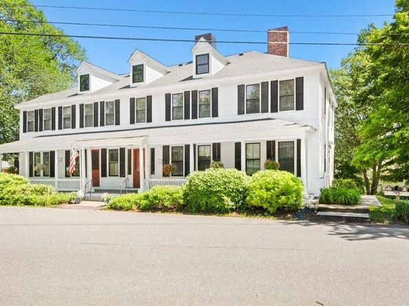 11 Fairbanks St 4, Harvard MA 01451