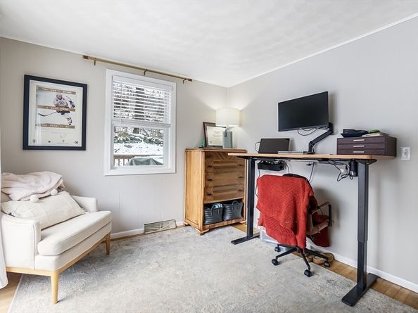 7 Baben Rd, Hudson MA 01749