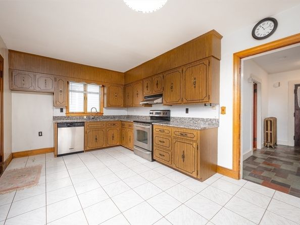 18 Eaton St., Milton MA 02186