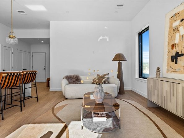 125 Addison Street 6, Boston MA 02128