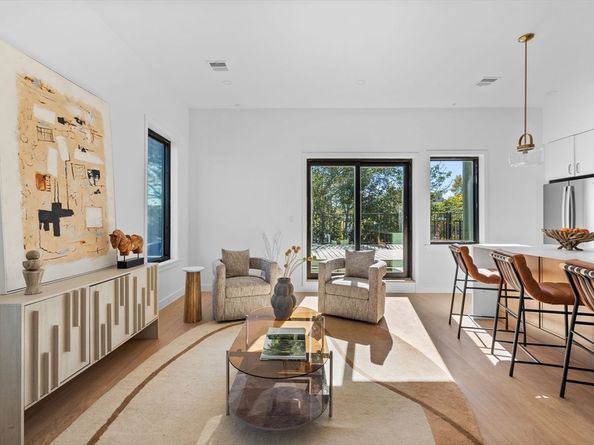 125 Addison Street 6, Boston MA 02128