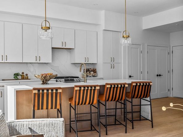 125 Addison Street 6, Boston MA 02128