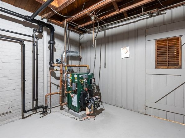 51 Fiske Hill Rd, Sturbridge MA 01566