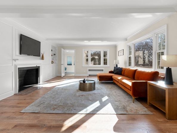 51 Fiske Hill Rd, Sturbridge MA 01566