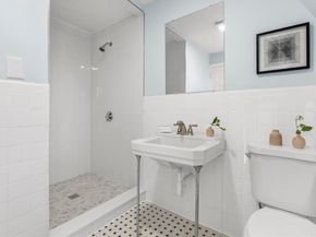 51 Fiske Hill Rd, Sturbridge MA 01566