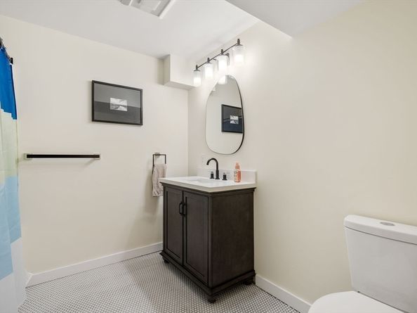 60 Claybrook Road, Dover MA 02030