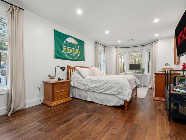 60 Claybrook Road, Dover MA 02030