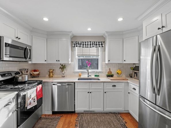 106 Lynnfield Street, Peabody MA 01960