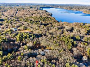 15 Forest St, Plympton MA 02367