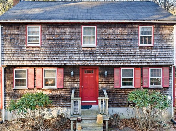 15 Forest St, Plympton MA 02367