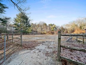 15 Forest St, Plympton MA 02367