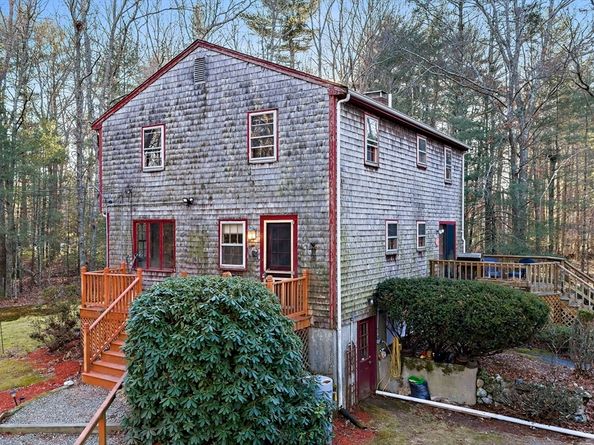 15 Forest St, Plympton MA 02367