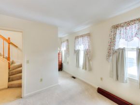 65 Brookdale Cir 65, Shrewsbury MA 01545