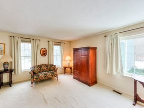 65 Brookdale Cir 65, Shrewsbury MA 01545