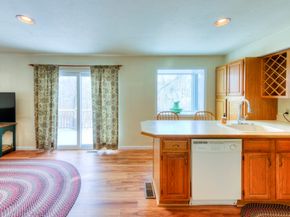 65 Brookdale Cir 65, Shrewsbury MA 01545