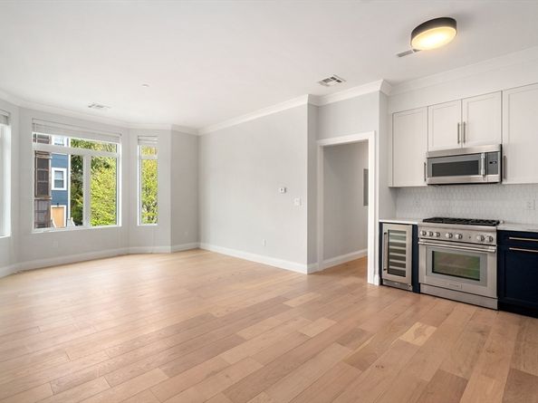 142 Pleasant Street, Boston MA 02125