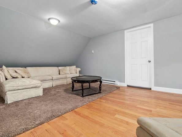 19 Cushing St, Salem MA 01970