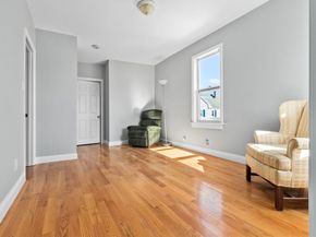 19 Cushing St, Salem MA 01970