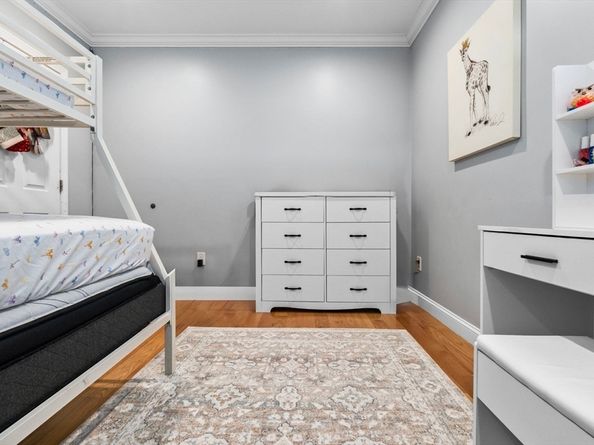 19 Cushing St, Salem MA 01970