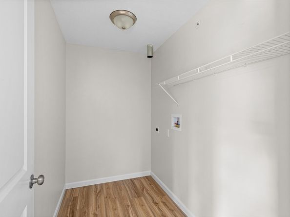 393 Court St 5, Plymouth MA 02360