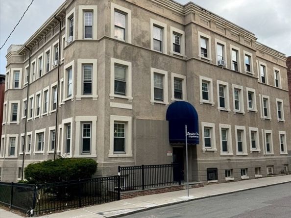 5 Spofford Rd 17, Boston MA 02134