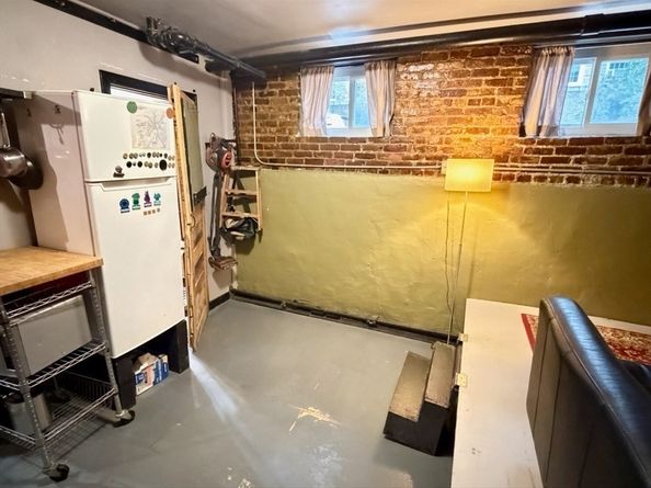 5 Spofford Rd 17, Boston MA 02134