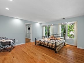 48 Pointe Rok Drive 48, Worcester MA 01604