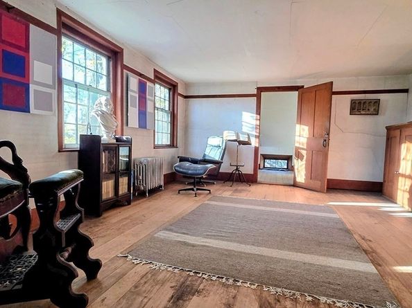 78 Shaker Rd, Harvard MA 01451