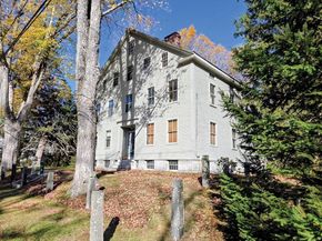 78 Shaker Rd, Harvard MA 01451