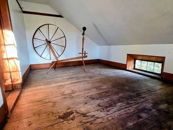 78 Shaker Rd, Harvard MA 01451