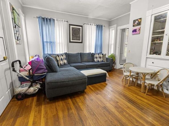 12 Washington St, Fitchburg MA 01420