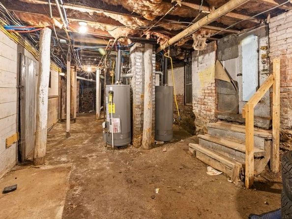 12 Washington St, Fitchburg MA 01420