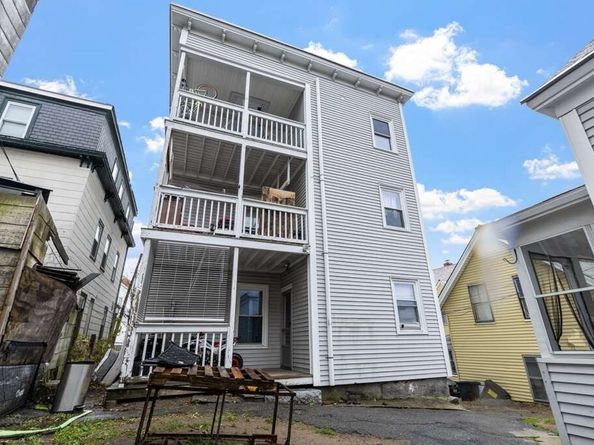 12 Washington St, Fitchburg MA 01420