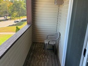 129 Quaker Highway 17A, Uxbridge MA 01569