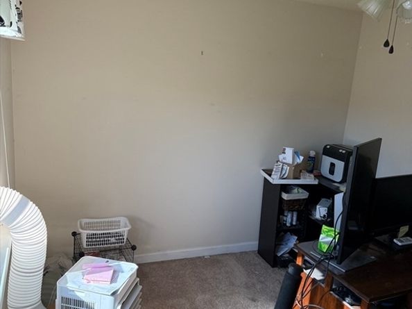 129 Quaker Highway 17A, Uxbridge MA 01569