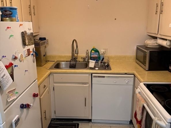 129 Quaker Highway 17A, Uxbridge MA 01569