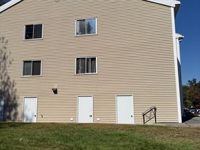 129 Quaker Highway 17A, Uxbridge MA 01569