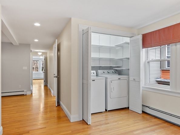 40 Essex St 2, Salem MA 01970