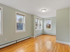 40 Essex St 2, Salem MA 01970