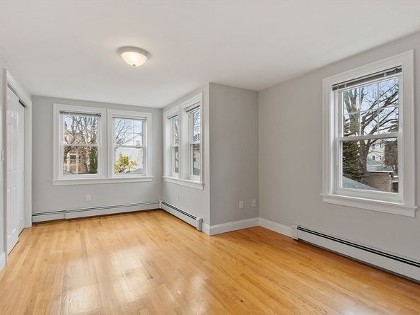 40 Essex St 2, Salem MA 01970