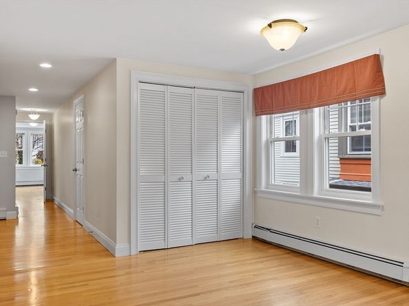 40 Essex St 2, Salem MA 01970