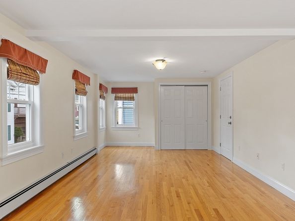 40 Essex St 2, Salem MA 01970